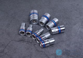 ZESTAW NASADEK 1/4" 9cz. KRÓTKIE, 6-kąt. 4 - 13mm, SZYNA, King Tony